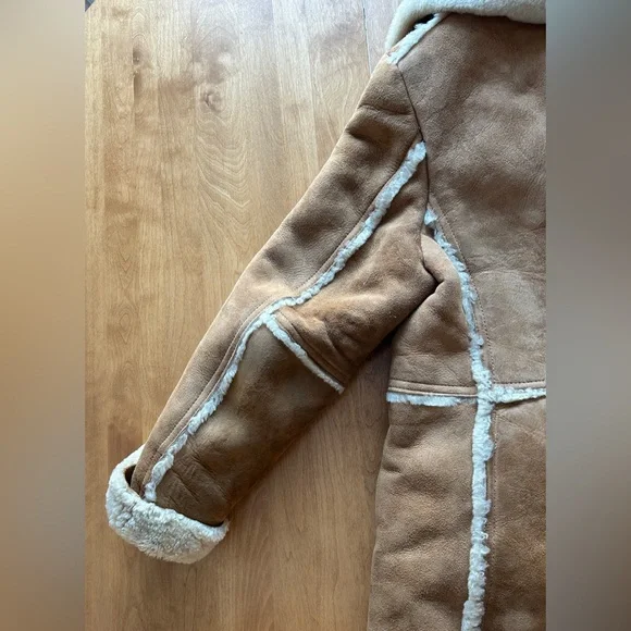 Men's Shearling Sheepskin Coat. Vintage Marlboro Man. Tan/Cream. Size XL - Picture 9 of 16